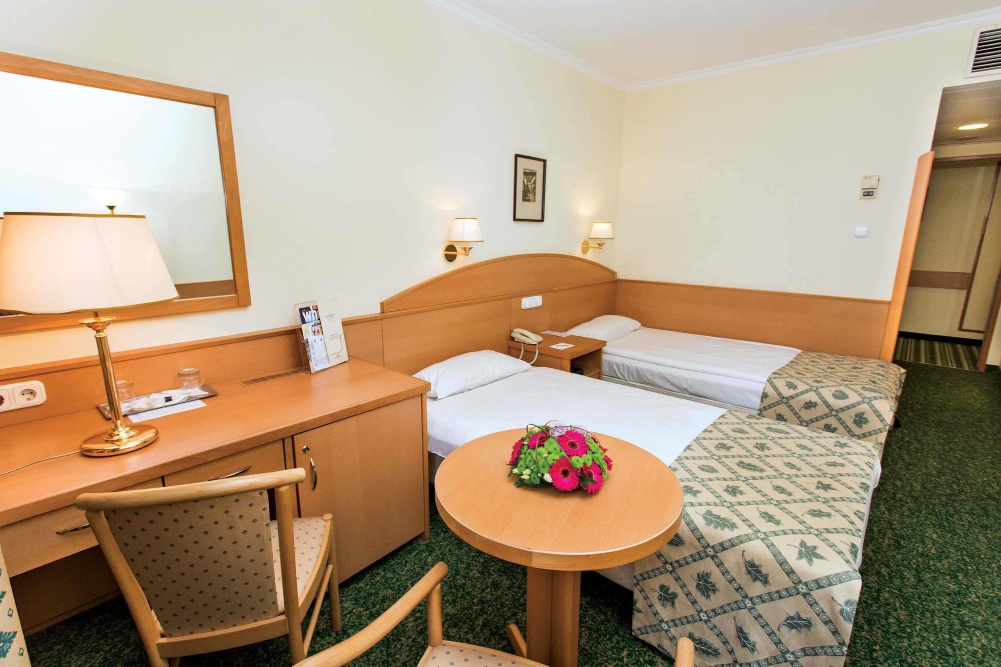 Danubius Erzsebet Center 3* Budapest